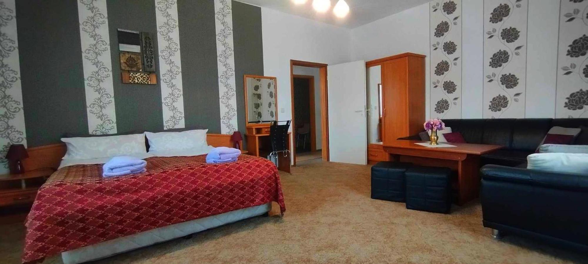 Grosse Wohnung Mit Terrasse Im Altstadtzentrum - Ferienwohnung Chiplakoff 블랑켄부르크 외부 사진